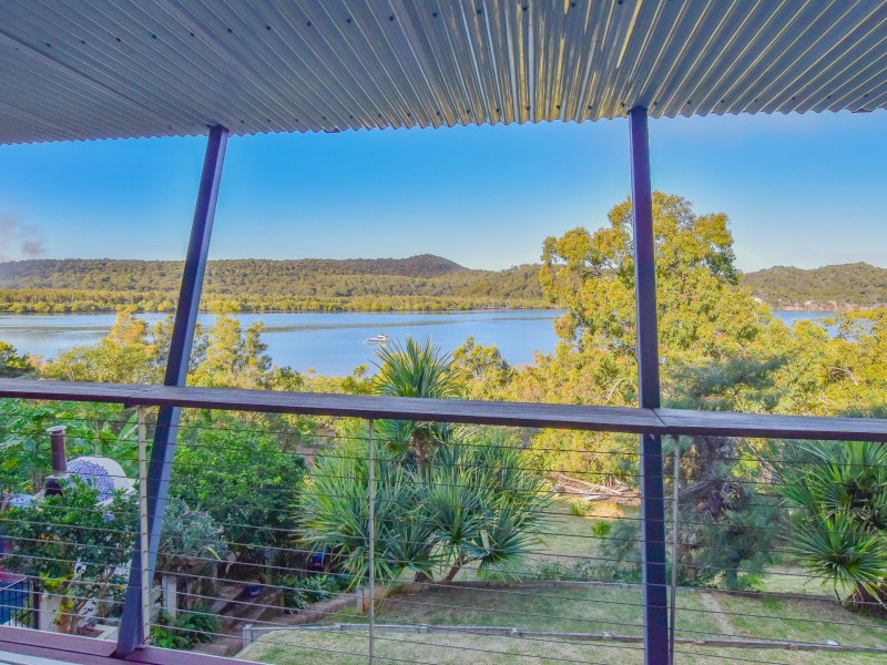 115 Wahine Drive, Russell Island QLD 4184