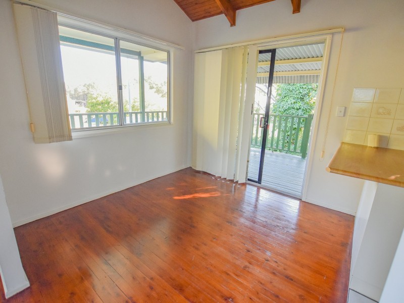 69 Taylor Street, Russell Island QLD 4184