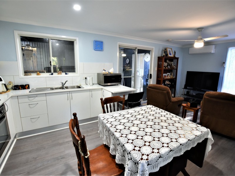 2 Alofi St, Russell Island QLD 4184