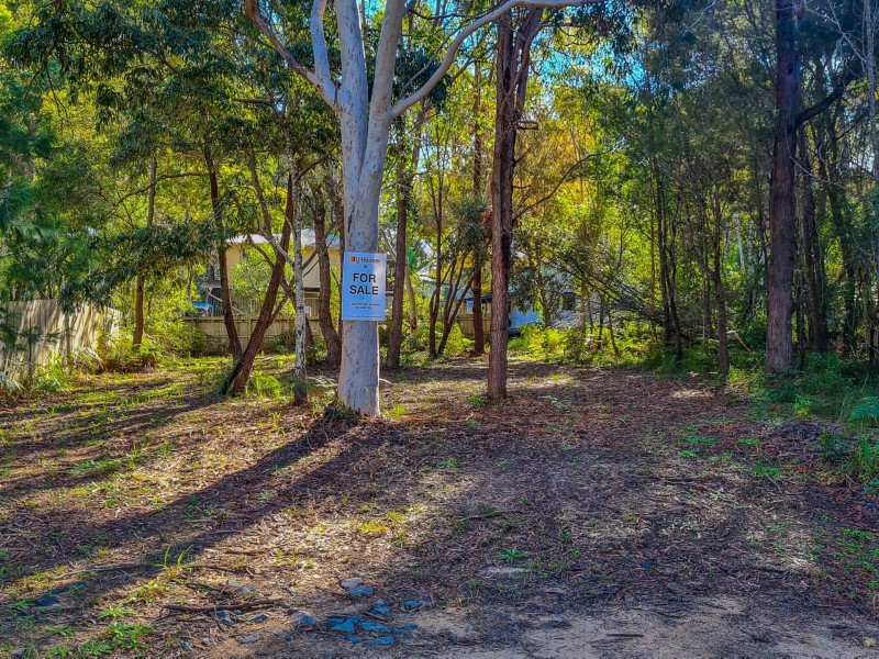 19 Titania Terrace, Russell Island QLD 4184