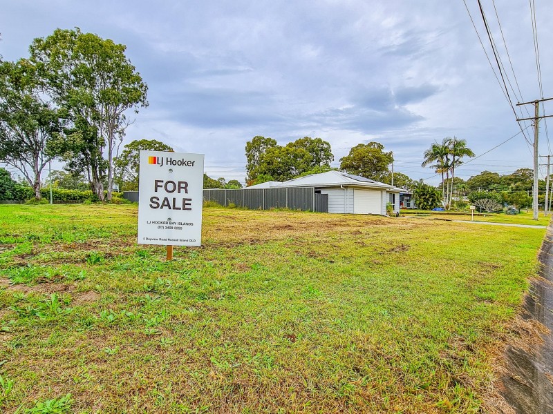 11 Kamar Street, Russell Island QLD 4184