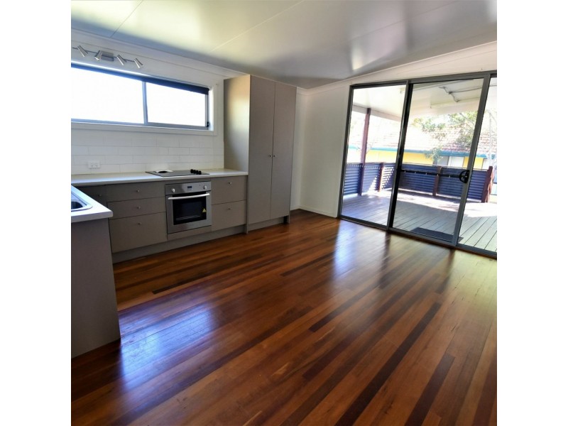 44 Guthrie Street, Russell Island QLD 4184