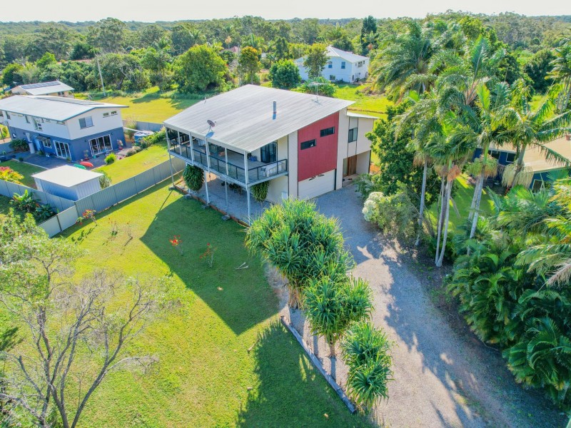 10 Carnation Court, Russell Island QLD 4184