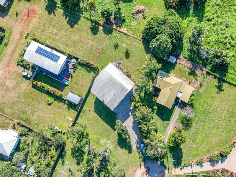 10 Carnation Court, Russell Island QLD 4184