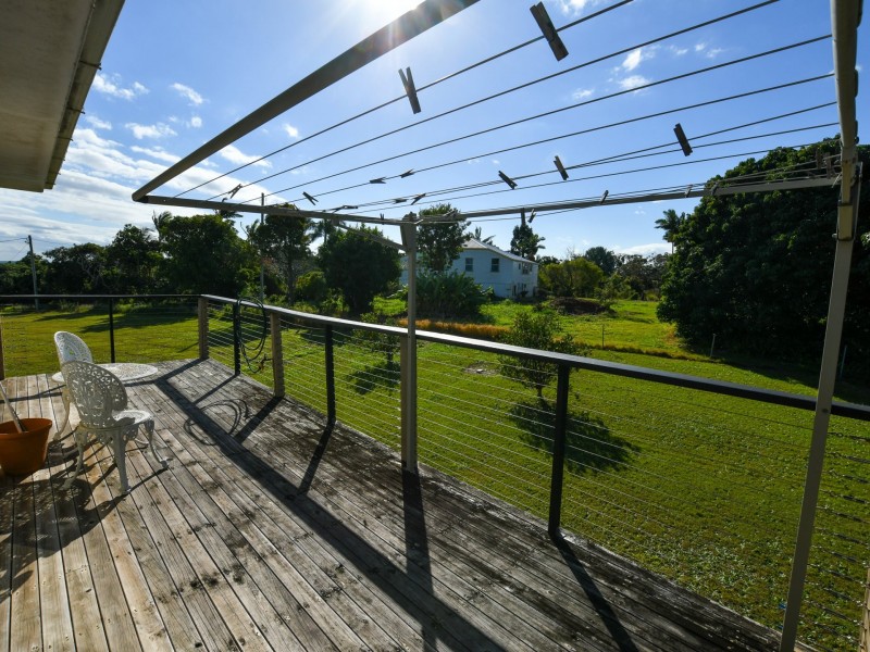 10 Carnation Court, Russell Island QLD 4184