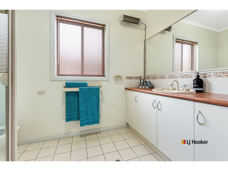 10 Falconhurst Road, Russell Island QLD 4184