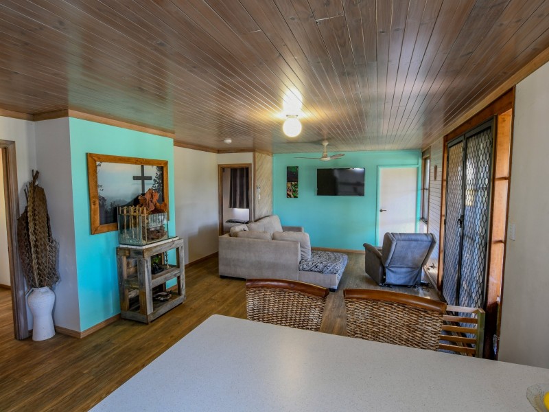 14 Laurel Street, Russell Island QLD 4184