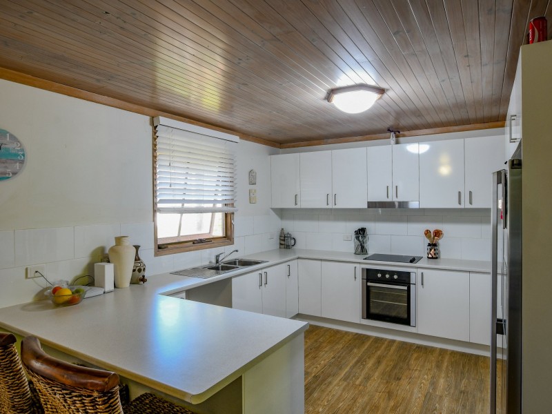 14 Laurel Street, Russell Island QLD 4184