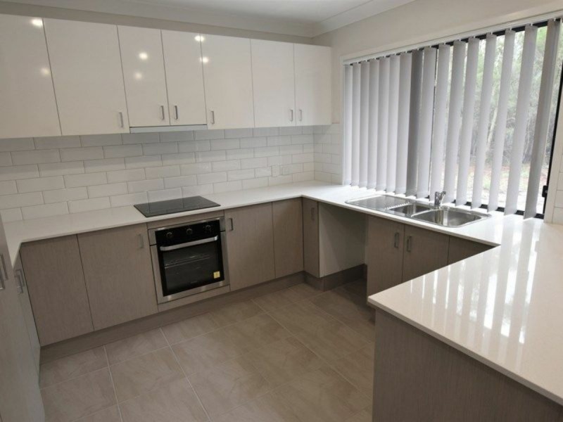 6 Dickenson Drive, Russell Island QLD 4184