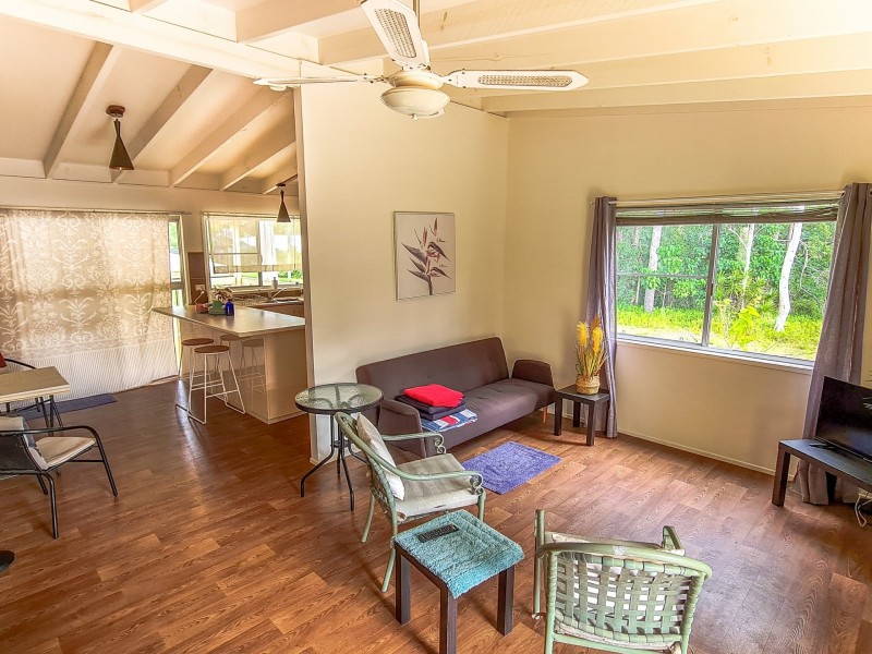 12 Bayview Road, Russell Island QLD 4184