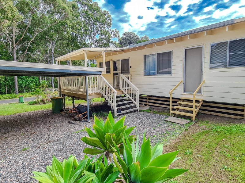 12 Bayview Road, Russell Island QLD 4184