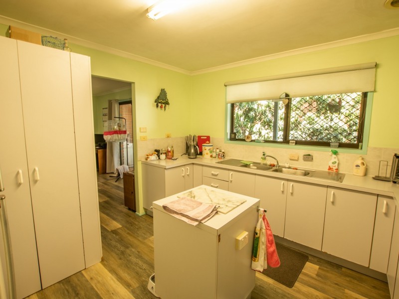 28 Woomera Street, Russell Island QLD 4184