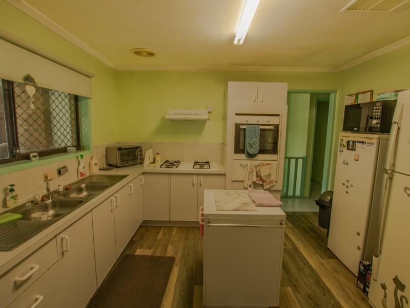 28 Woomera Street, Russell Island QLD 4184