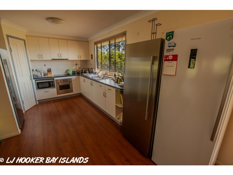 24 Banksia, Russell Island QLD 4184