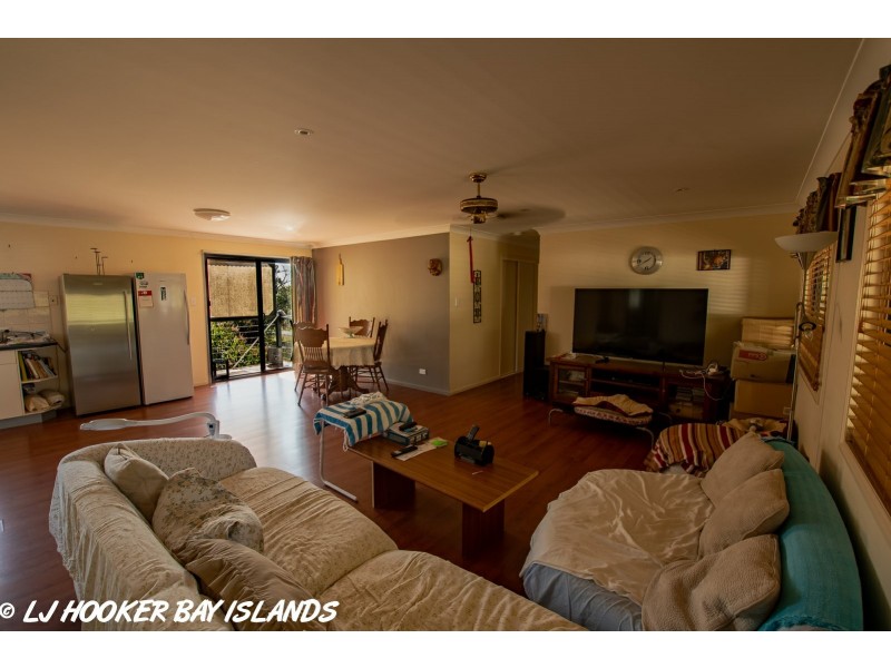 24 Banksia, Russell Island QLD 4184