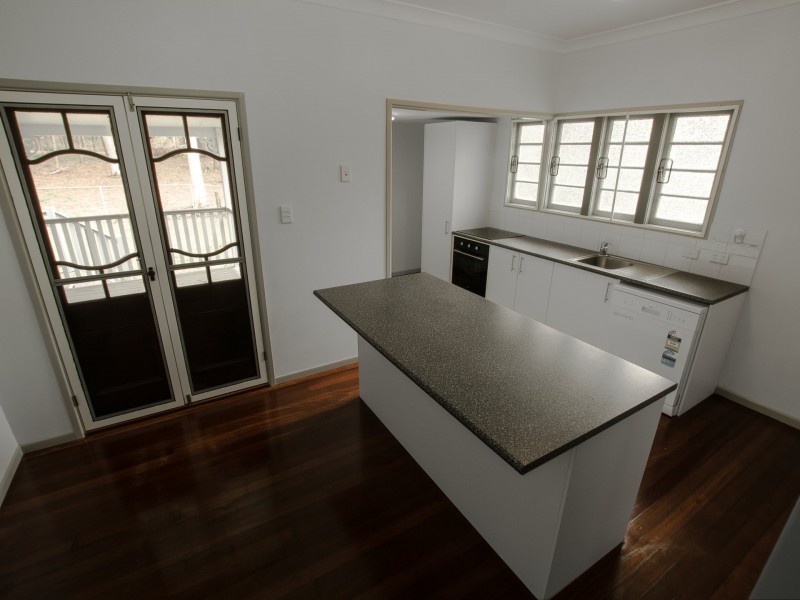 15 Doverton, Russell Island QLD 4184