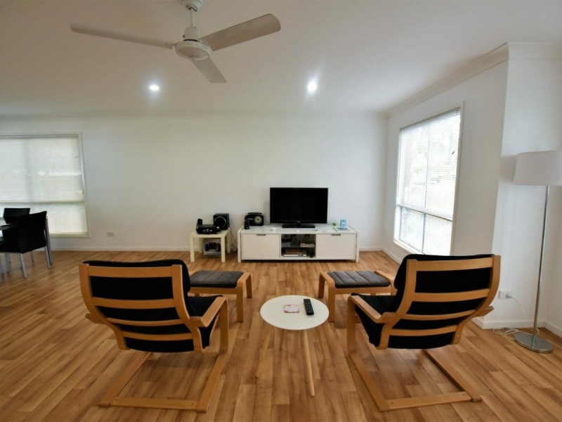46 Taylor Street, Russell Island QLD 4184