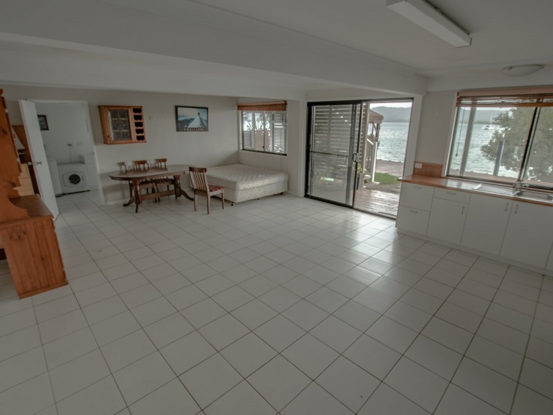 10 Emerson, Russell Island QLD 4184