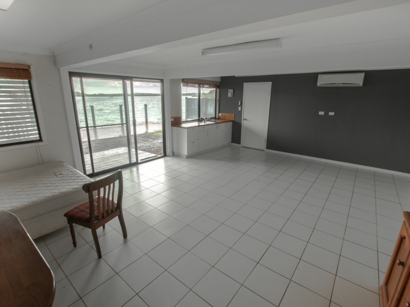 10 Emerson, Russell Island QLD 4184