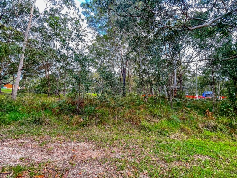 24 Basket Beach Road, Russell Island QLD 4184