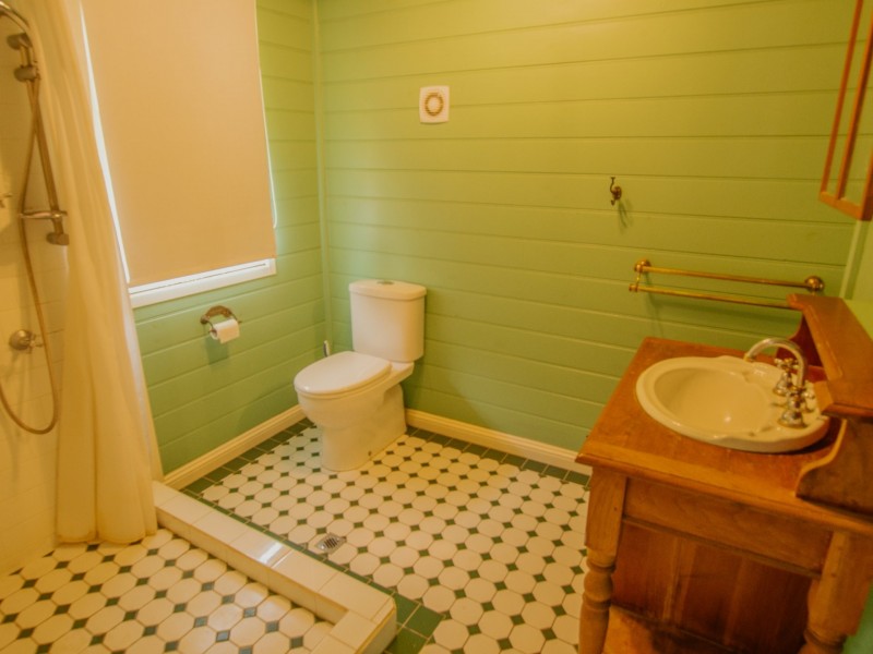 18 Yara Street, Russell Island QLD 4184