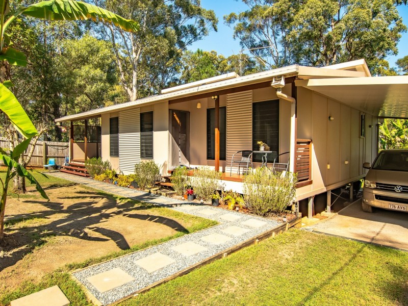 36 Taylor Street, Russell Island QLD 4184