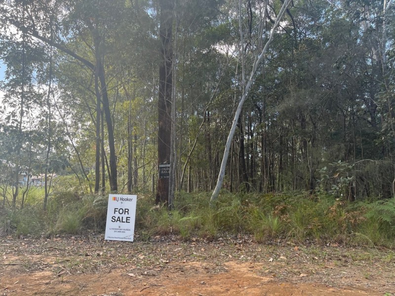 10 Billambang St, Russell Island QLD 4184