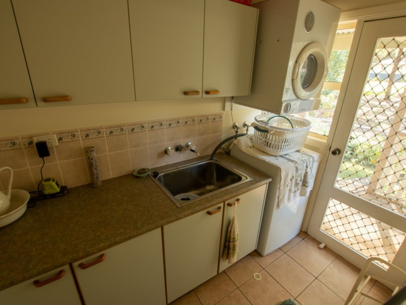 39 Magnolia Street, Russell Island QLD 4184