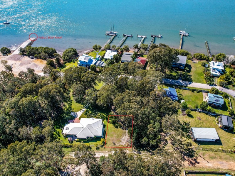 13 Scenic Drive, Russell Island QLD 4184
