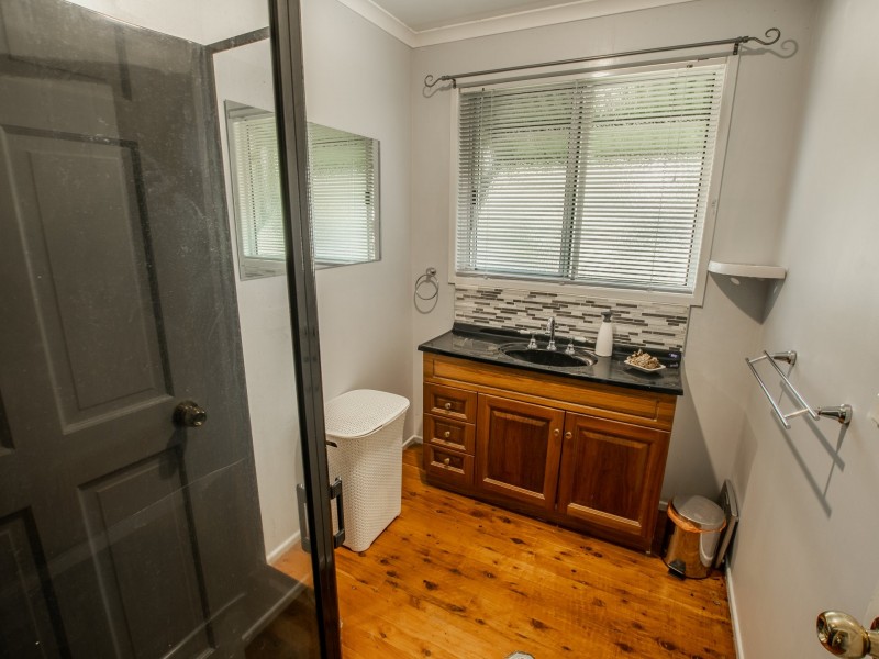 18 Bilbungra St, Russell Island QLD 4184