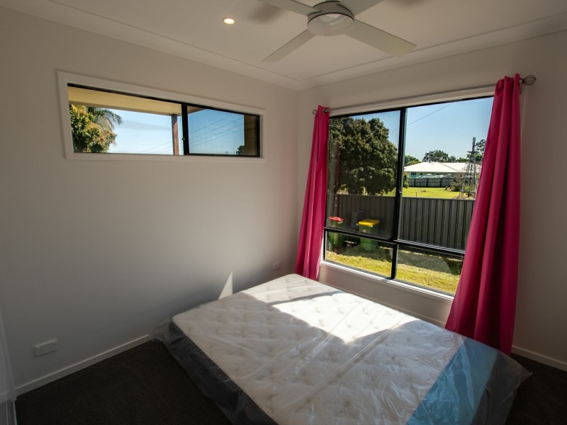 20 Mark Road, Russell Island QLD 4184