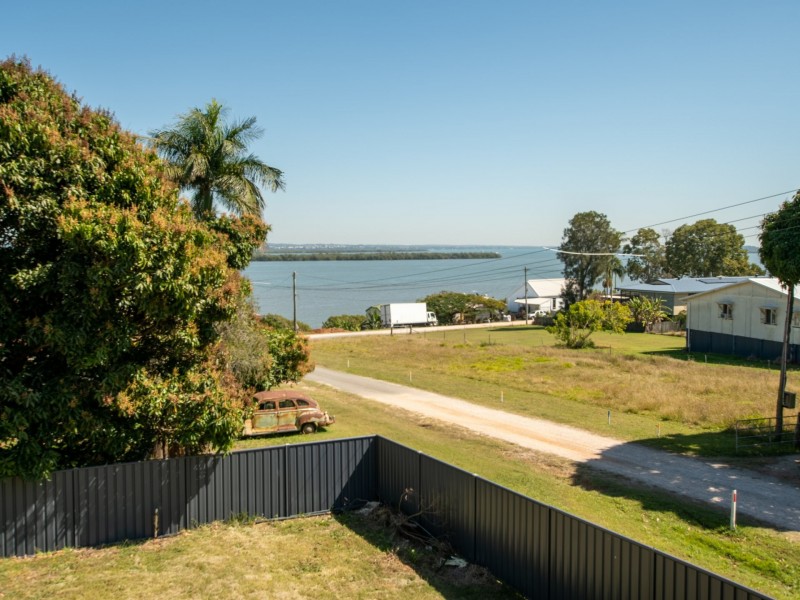 20 Mark Road, Russell Island QLD 4184