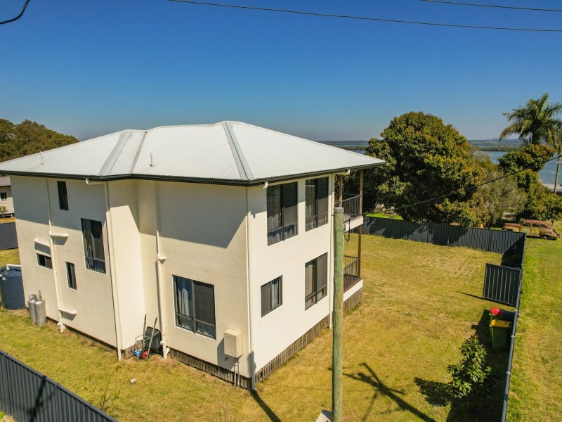 20 Mark Road, Russell Island QLD 4184
