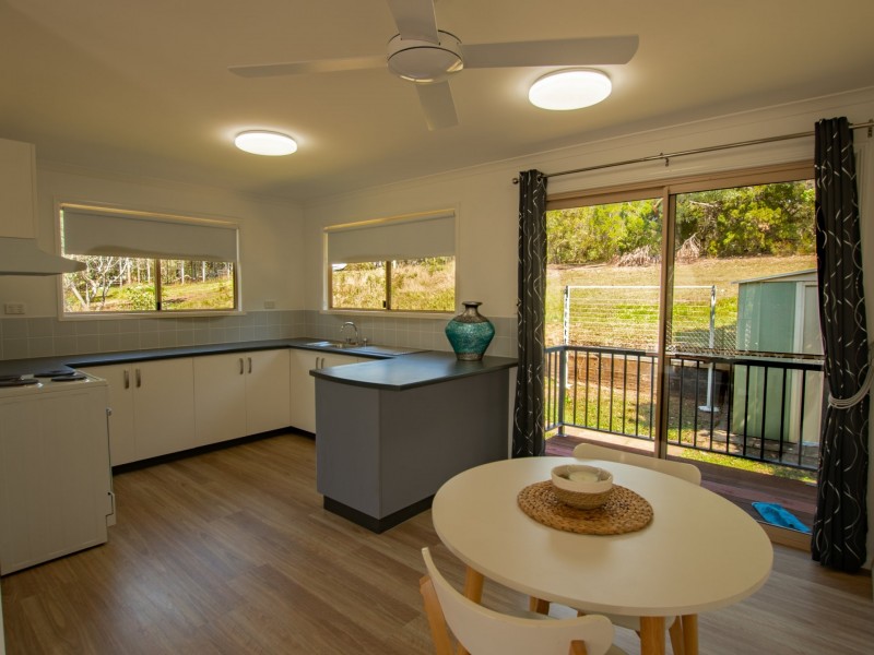 30 Highland Ridge Road, Russell Island QLD 4184