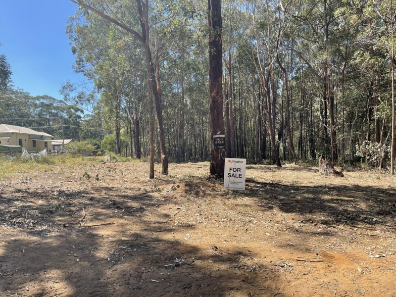 10 Billambang St, Russell Island QLD 4184