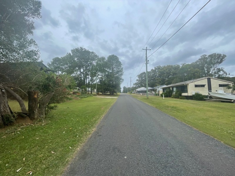 115 Laurel Street, Russell Island QLD 4184