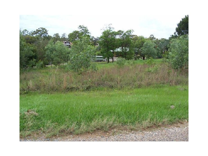 49 Timothy St, Macleay Island QLD 4184