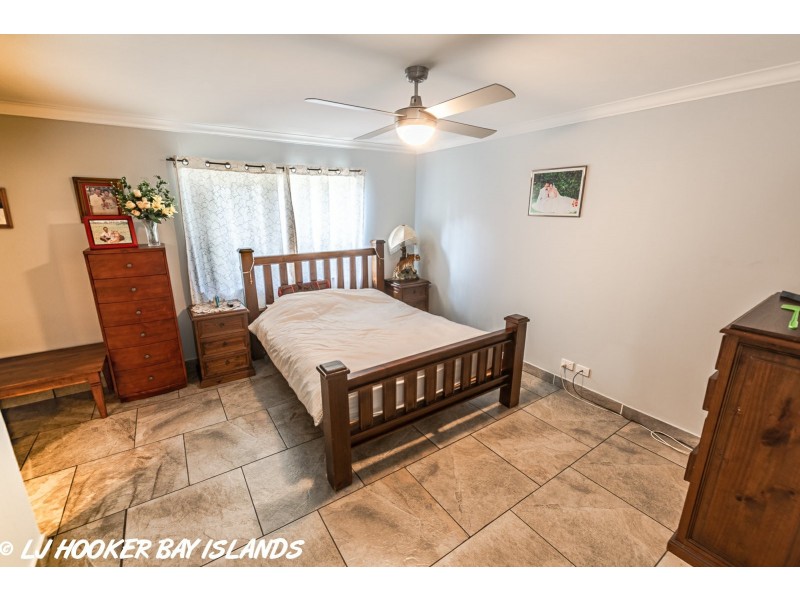 12 Tulip Street, Russell Island QLD 4184