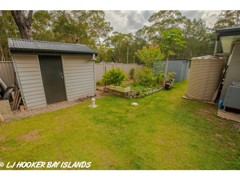 12 Tulip Street, Russell Island QLD 4184