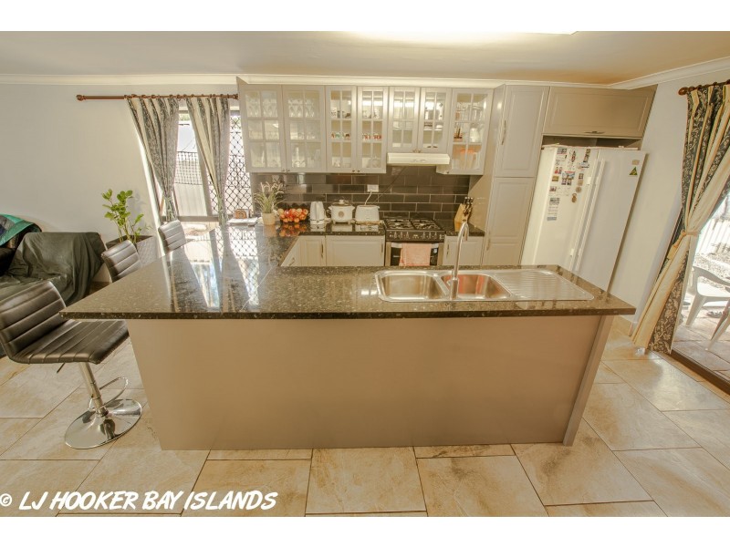 12 Tulip Street, Russell Island QLD 4184