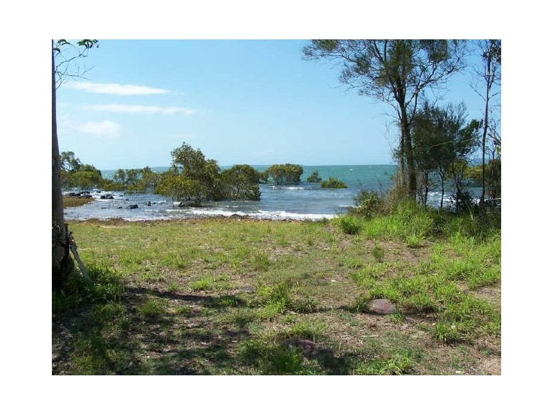 65 Coondooroopa Dve, Macleay Island QLD 4184