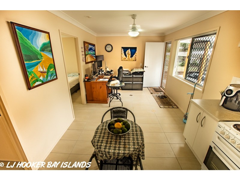 16 Azalea Street, Russell Island QLD 4184