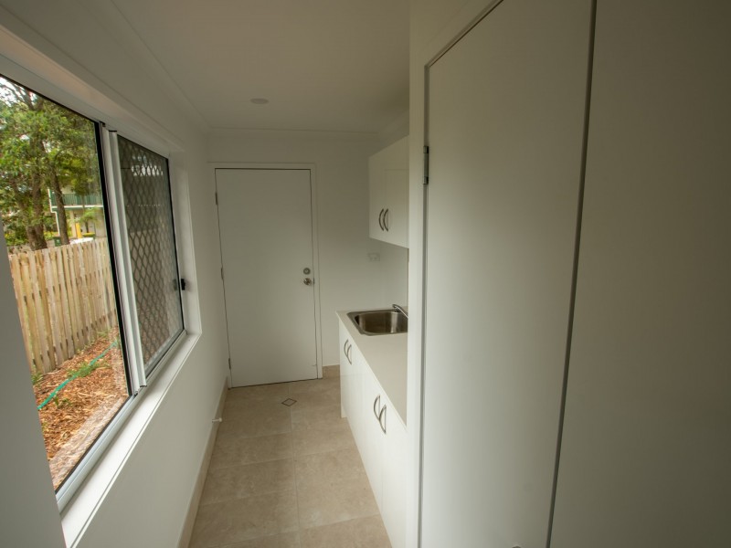 16 Pookanah St, Russell Island QLD 4184