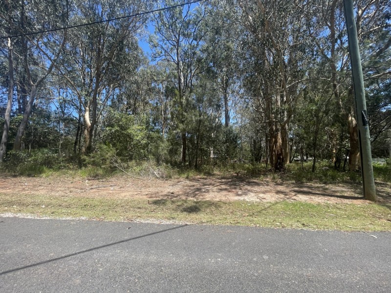 6 Canaipa Ridge Rd, Russell Island QLD 4184