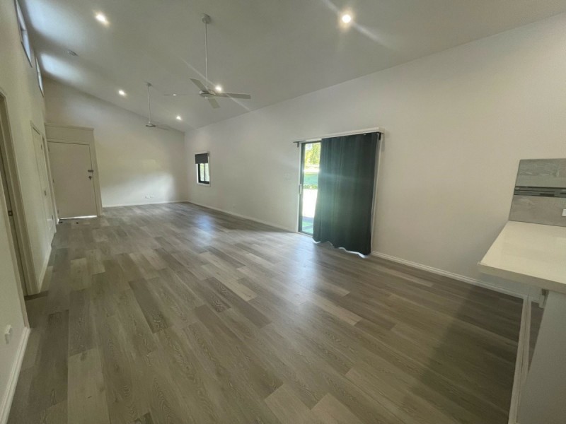 9 Richardson Street, Russell Island QLD 4184