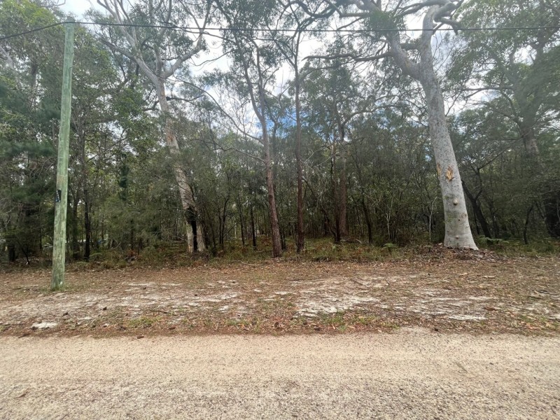 21 Burke Ave, Russell Island QLD 4184