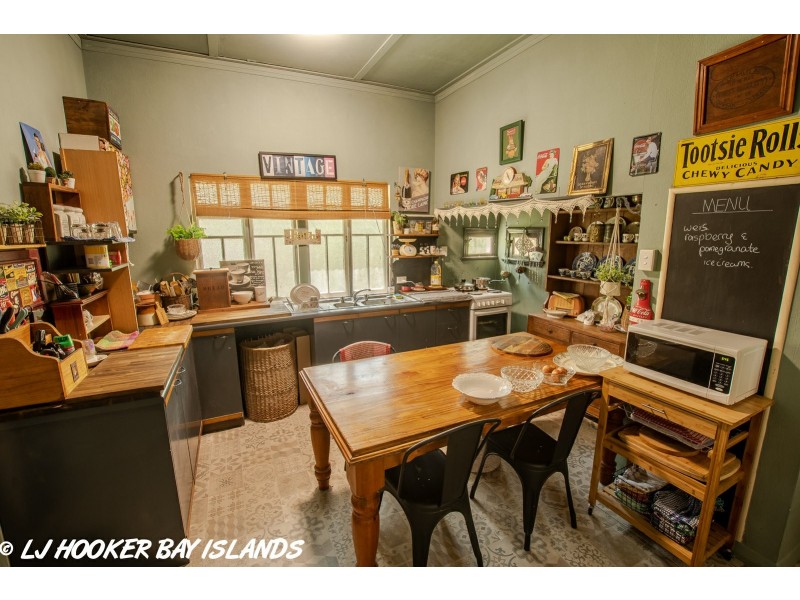 3 YARA, Russell Island QLD 4184