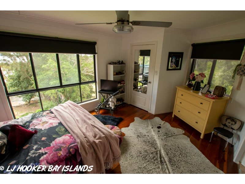 5 Player Crt, Russell Island QLD 4184