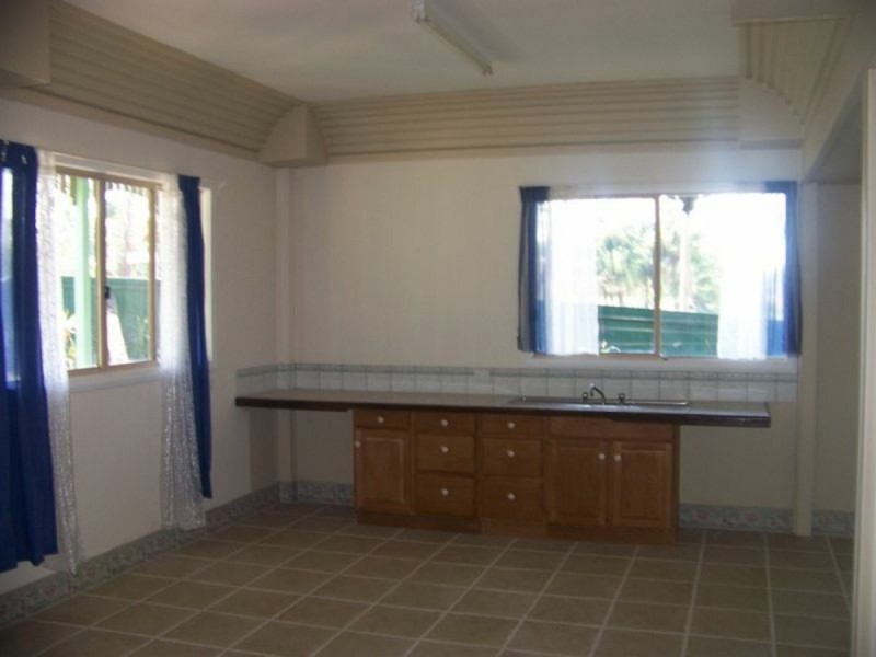 2 Bradman, Russell Island QLD 4184