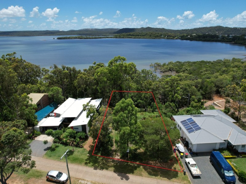 9 Bay Drive, Russell Island QLD 4184